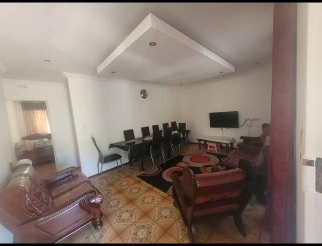 3 BEDROOM HOUSE FOR SALE IN TRENANCE MANOR